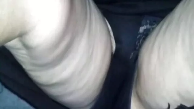 سمراء صور سكس اجنبية مع لعبة يستمني